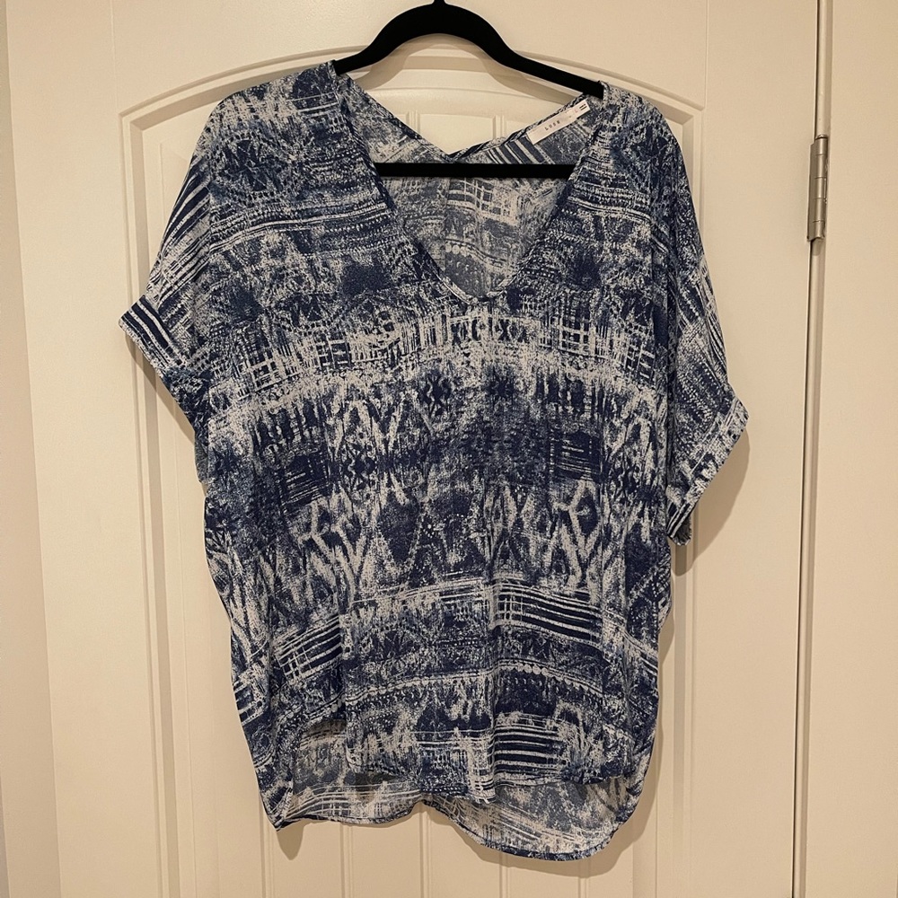 Lush v neck blouse